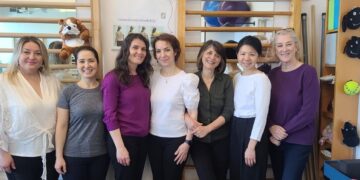 What to Expect at Your First Scoliosis Intensive Rehab (SIR) Group Class: A Short Guide for Parents and Children